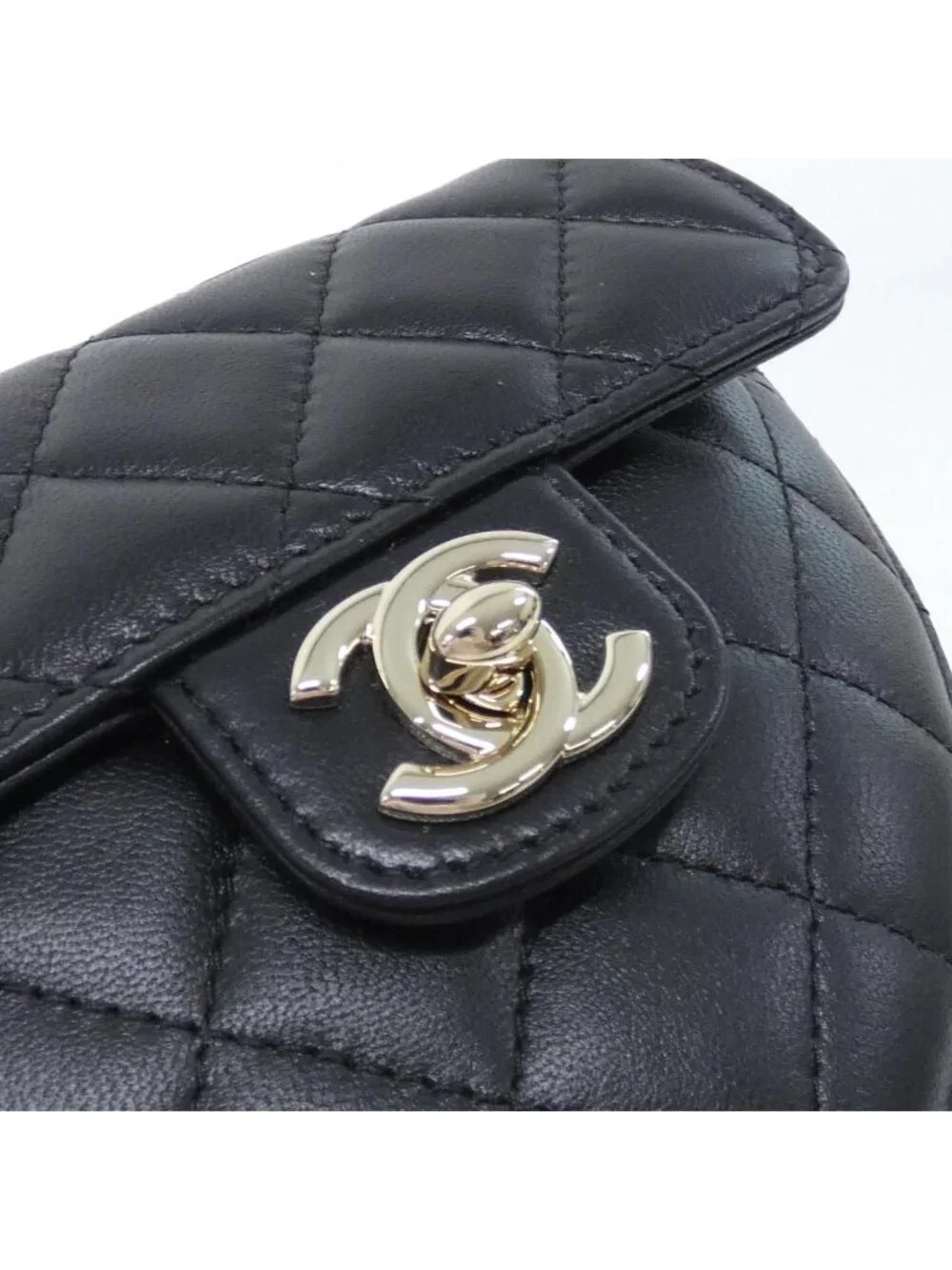 Chanel Shoulder Bag Black Heart